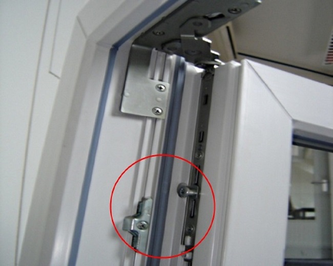 clamping-mechanism-the-plastic-window-sash-1.jpg