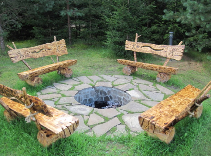 kostrishche-na-dache_60c1a7e5bab4d-t_c.jpg